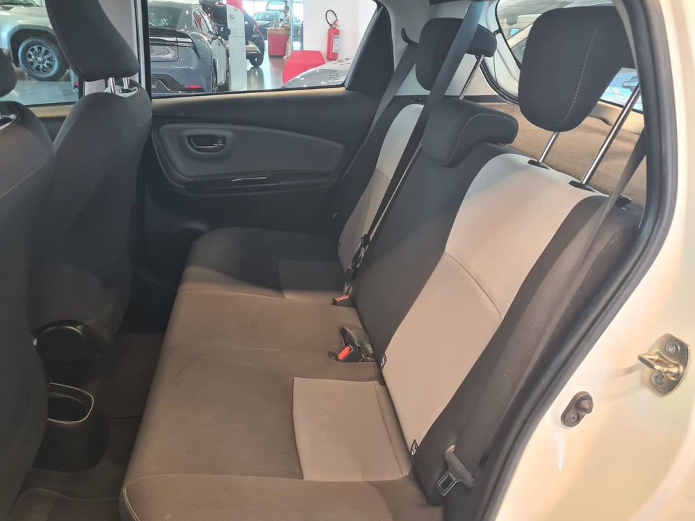 Toyota Yaris usata a Cagliari (12)