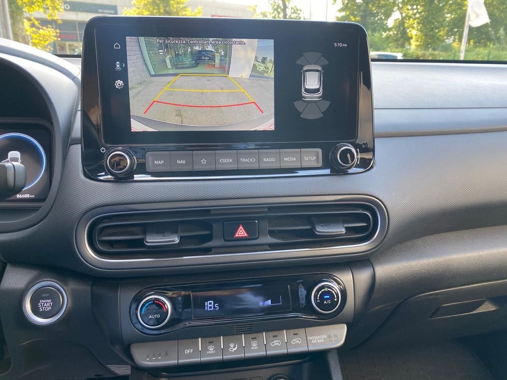 Hyundai Kona usata a Monza e Brianza (11)