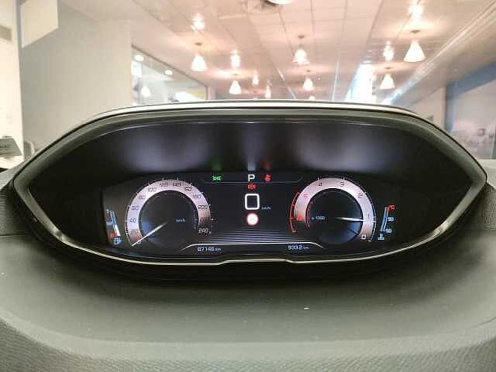 Peugeot 3008 usata a Teramo (18)