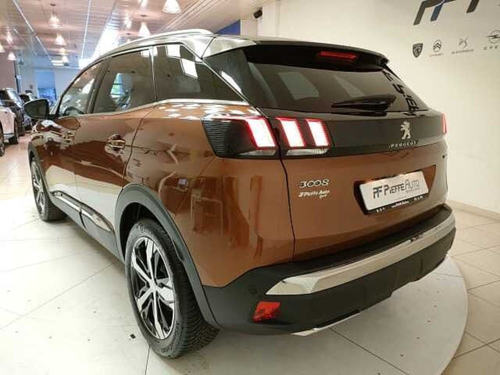 Peugeot 3008 usata a Teramo (9)