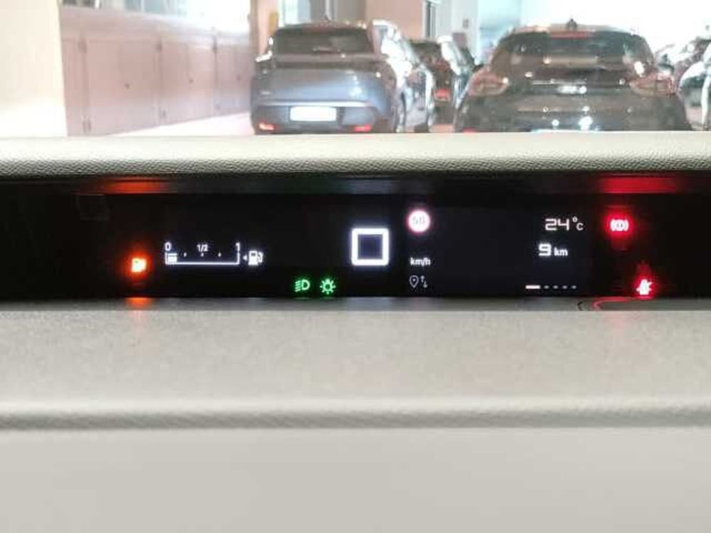 Citroen C3 Aircross nuova a Teramo (18)