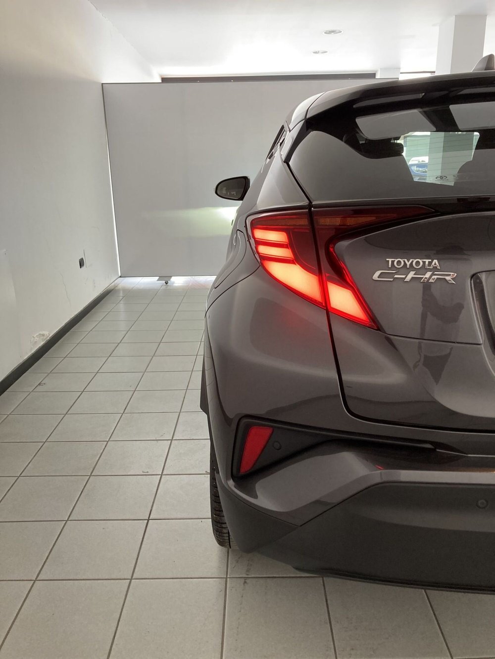 Toyota Toyota C-HR usata a Foggia (19)
