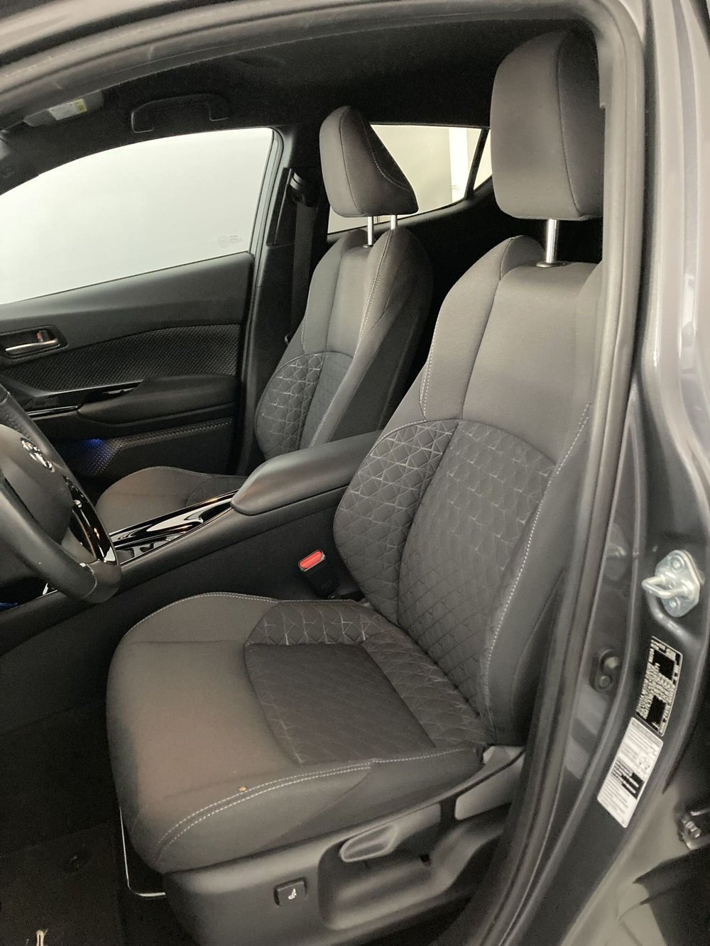 Toyota Toyota C-HR usata a Foggia (9)