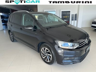 Volkswagen Touran 1.6 TDI 115 CV SCR Executive BlueMotion Technology del 2018 usata a Cortona