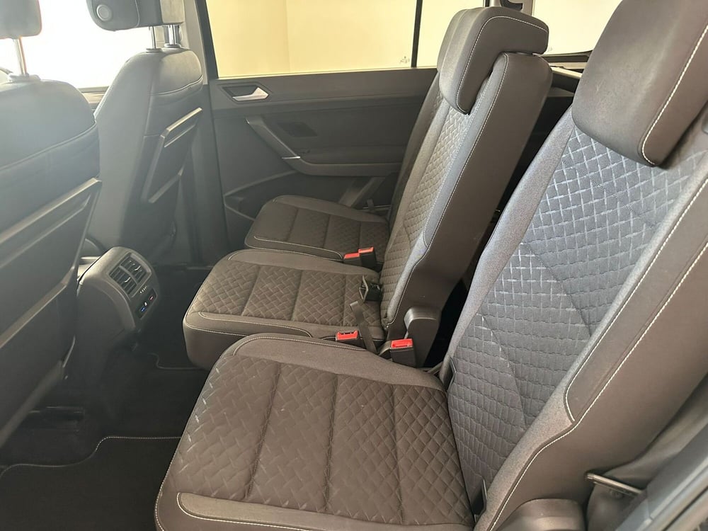 Volkswagen Touran usata a Arezzo (14)
