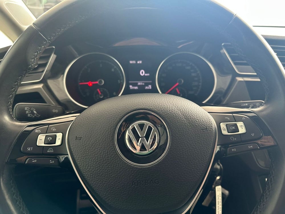 Volkswagen Touran usata a Arezzo (9)