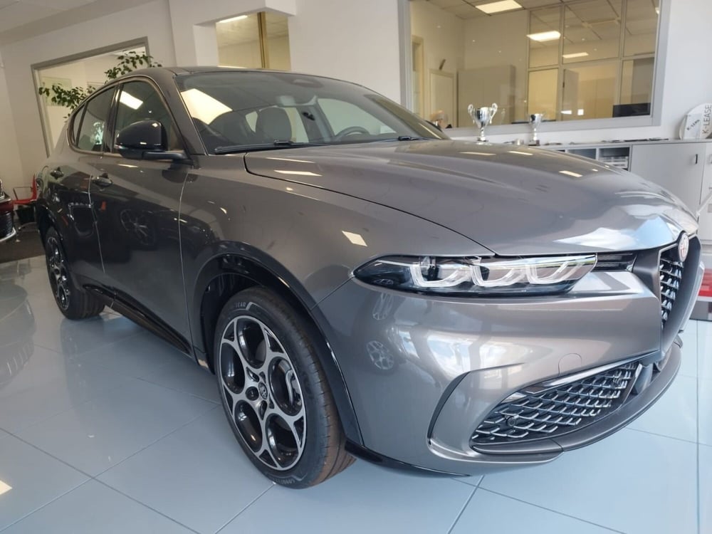 Alfa Romeo Tonale nuova a Arezzo