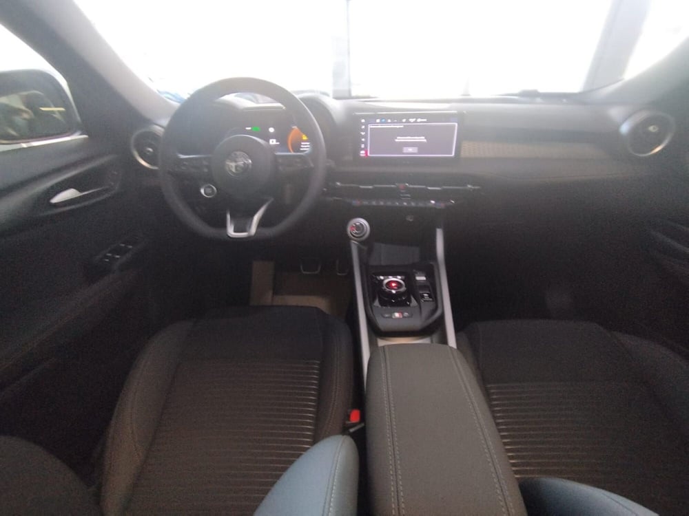 Alfa Romeo Tonale nuova a Arezzo (13)