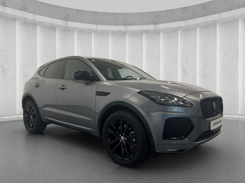 Jaguar E-Pace usata a Milano (13)