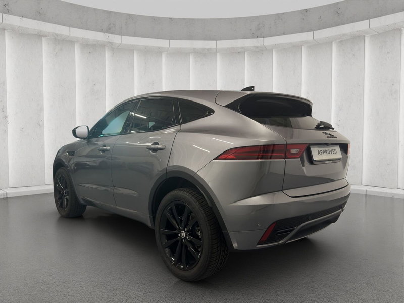 Jaguar E-Pace usata a Milano (14)