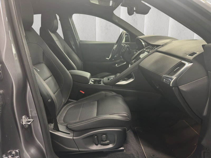 Jaguar E-Pace usata a Milano (3)