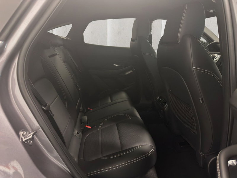 Jaguar E-Pace usata a Milano (5)