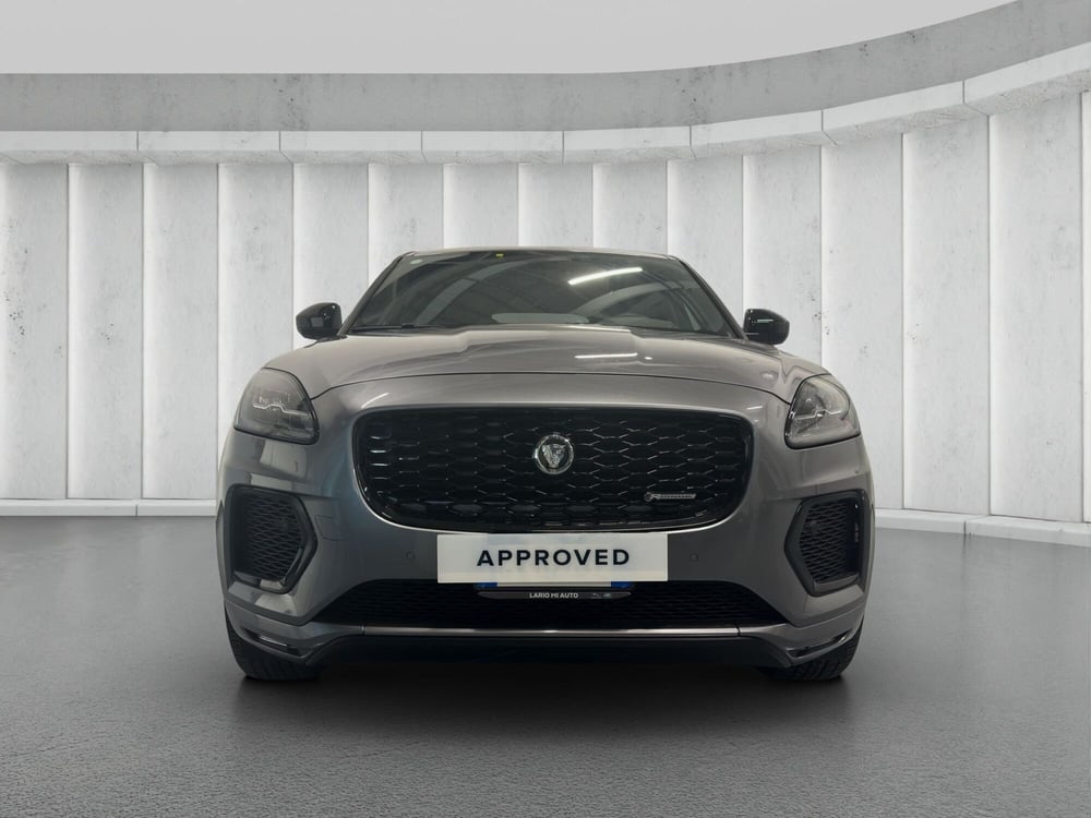 Jaguar E-Pace usata a Milano (8)