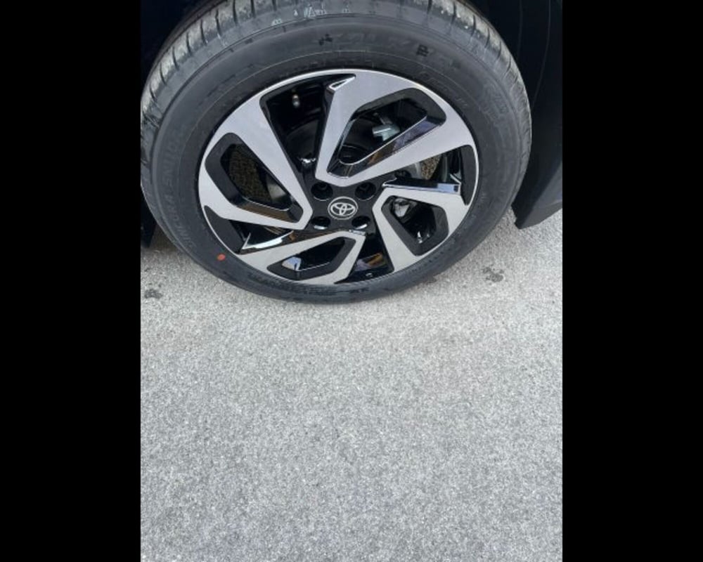 Toyota Aygo X nuova a Alessandria (4)