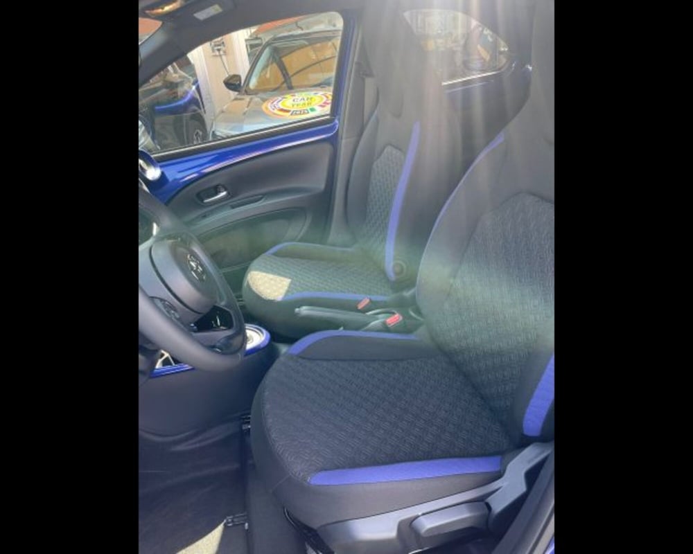 Toyota Aygo X nuova a Alessandria (8)