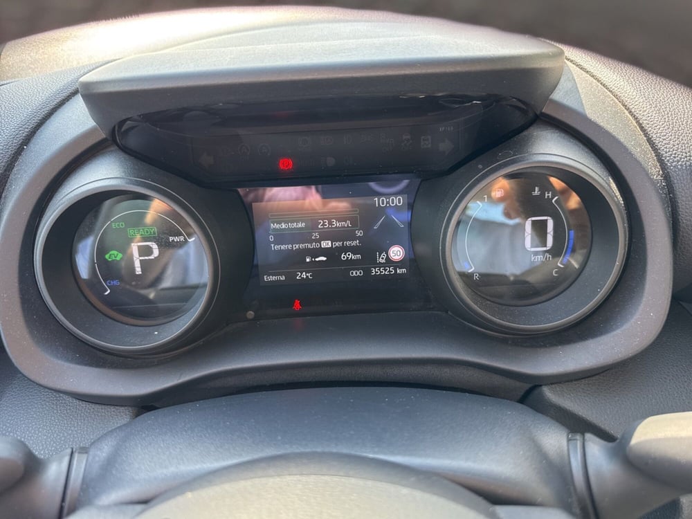 Toyota Yaris usata a Reggio Calabria (14)
