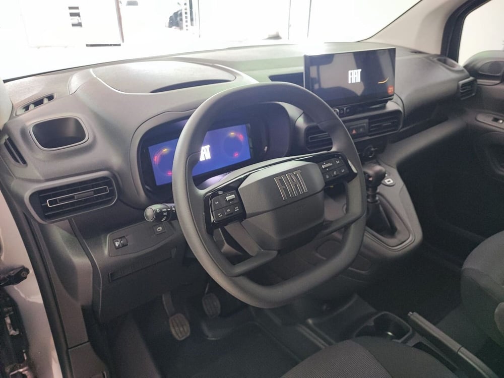 Fiat Doblò Furgone nuova a Milano (16)