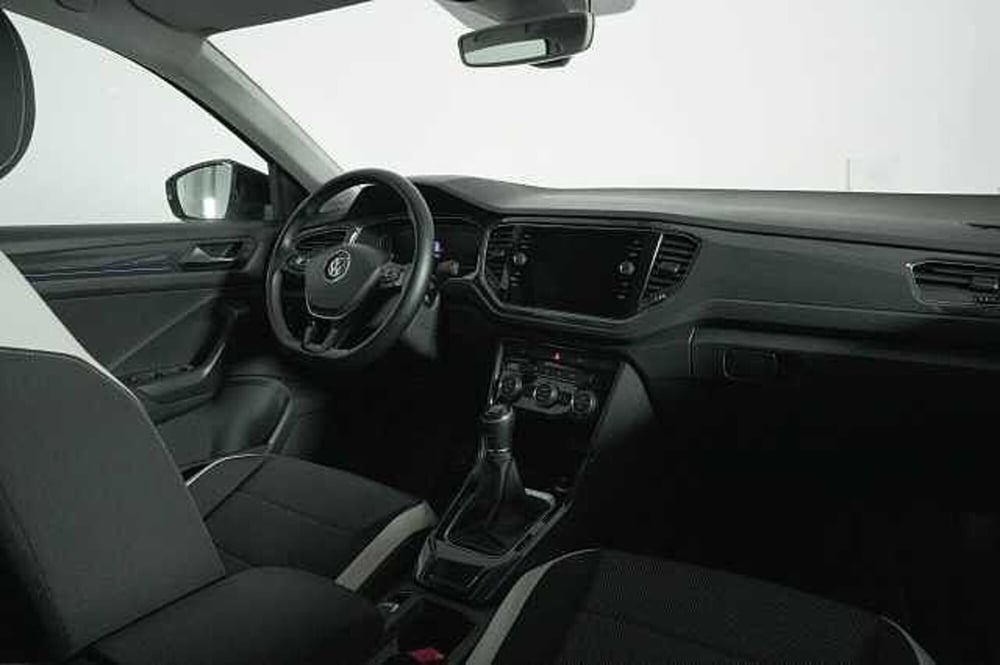 Volkswagen T-Roc usata a Como (12)