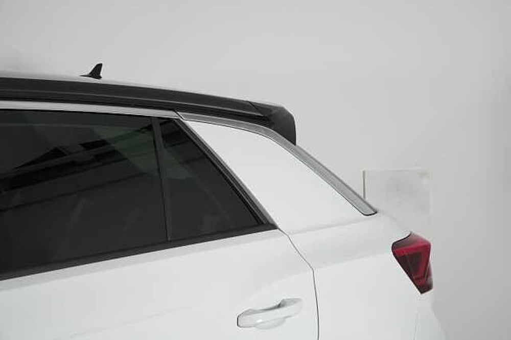 Volkswagen T-Roc usata a Como (9)