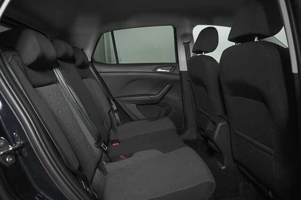Volkswagen T-Cross usata a Como (11)