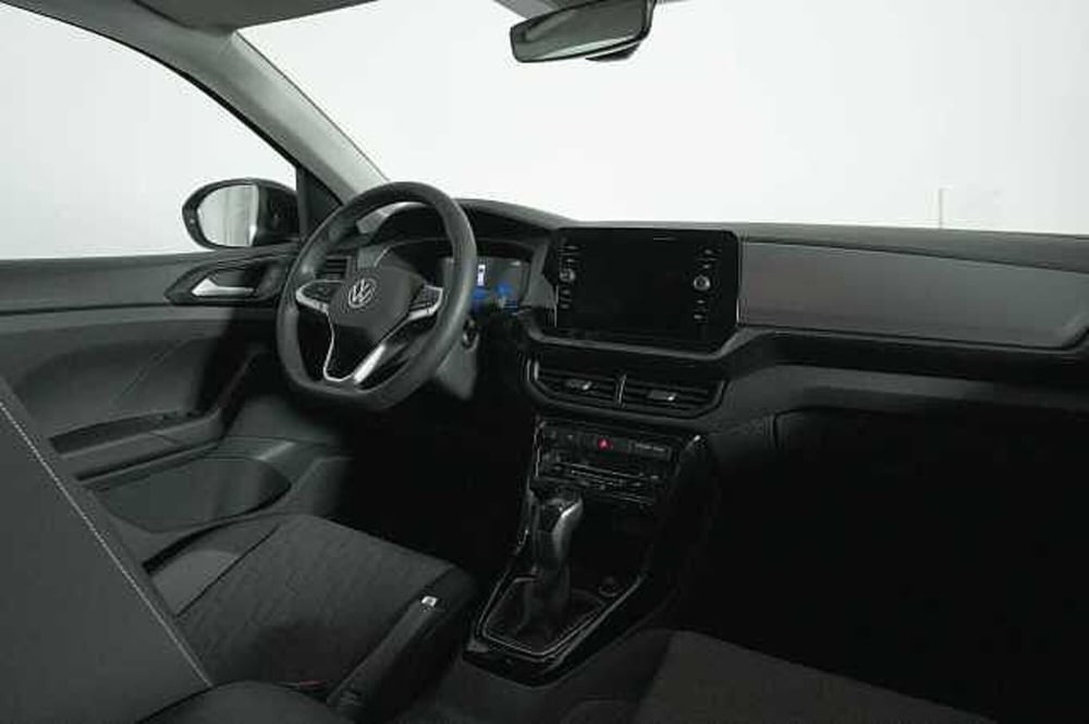 Volkswagen T-Cross usata a Como (13)