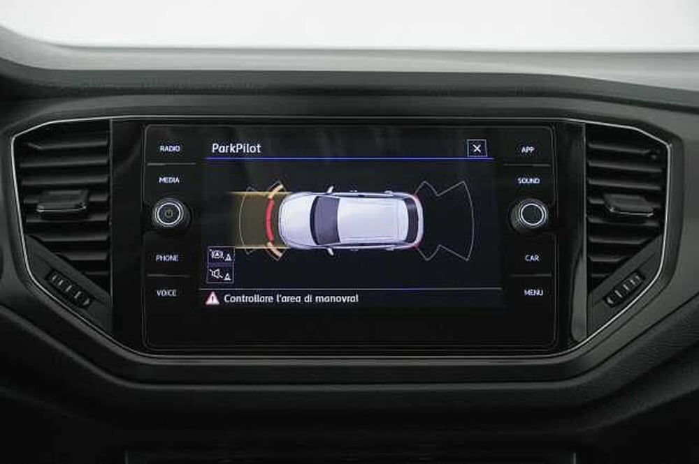 Volkswagen T-Roc usata a Como (15)