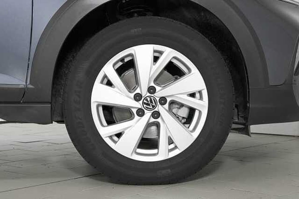 Volkswagen Taigo usata a Como (12)