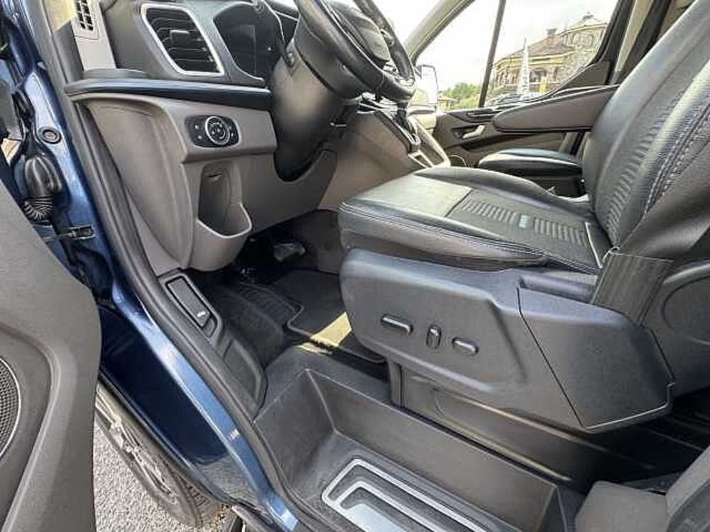 Ford Tourneo Custom usata a Torino (13)