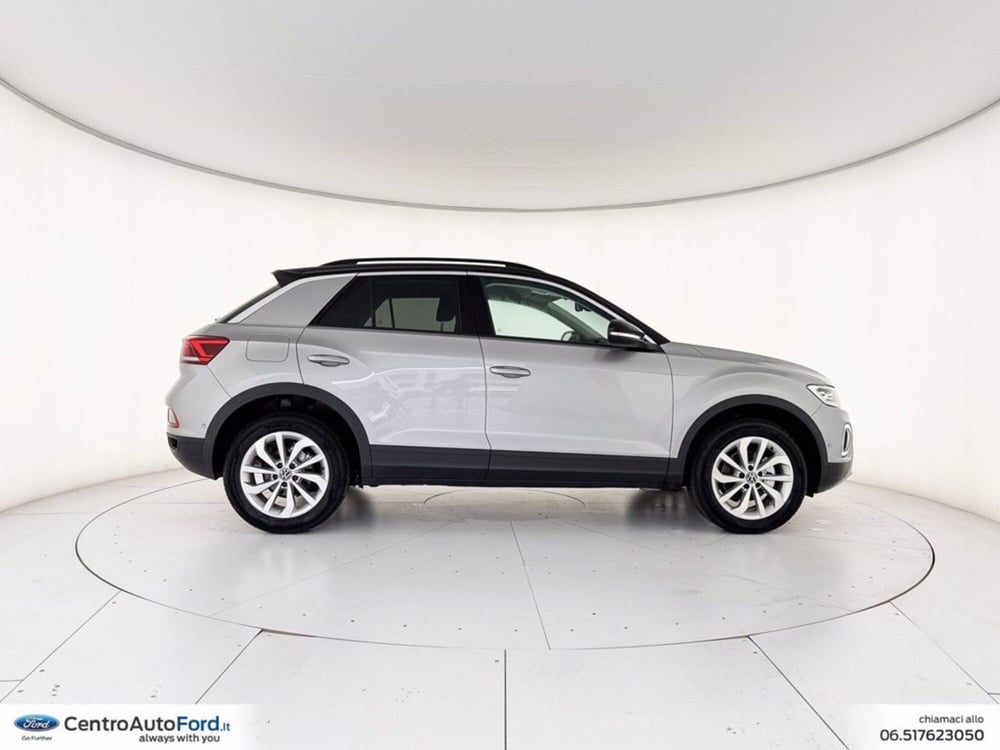 Volkswagen T-Roc nuova a Roma (5)