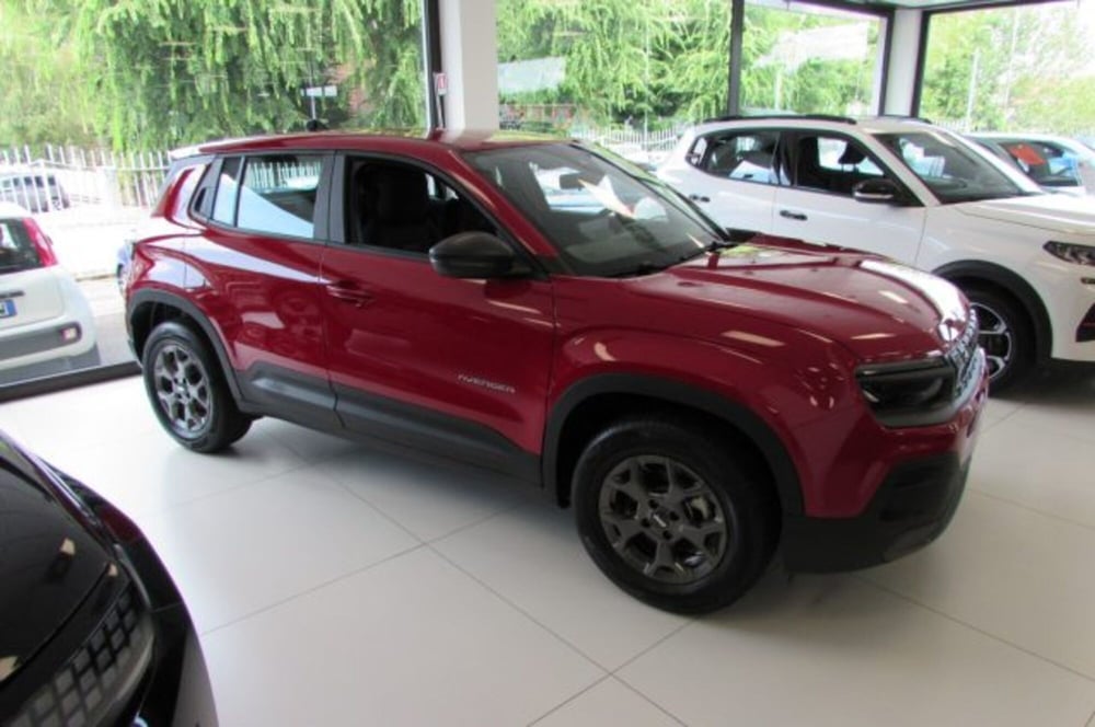 Jeep Avenger nuova a Milano (2)