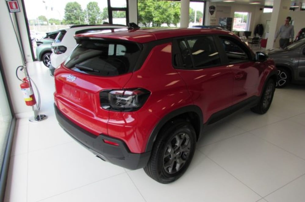 Jeep Avenger nuova a Milano (3)