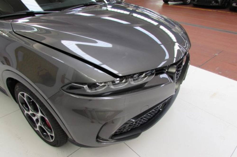 Alfa Romeo Tonale usata a Milano (16)