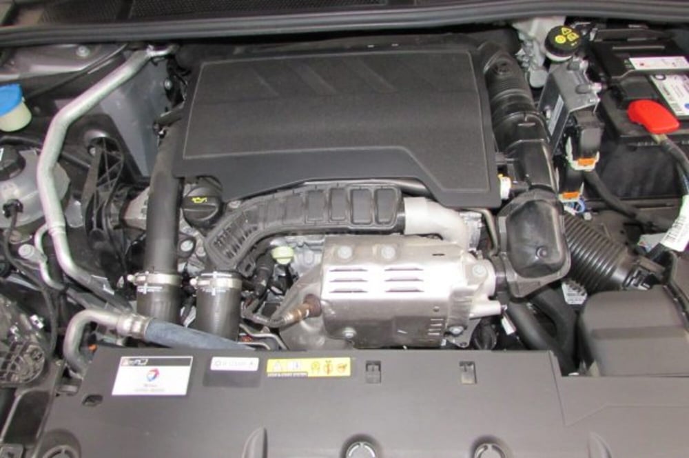 Peugeot 408 usata a Milano (18)