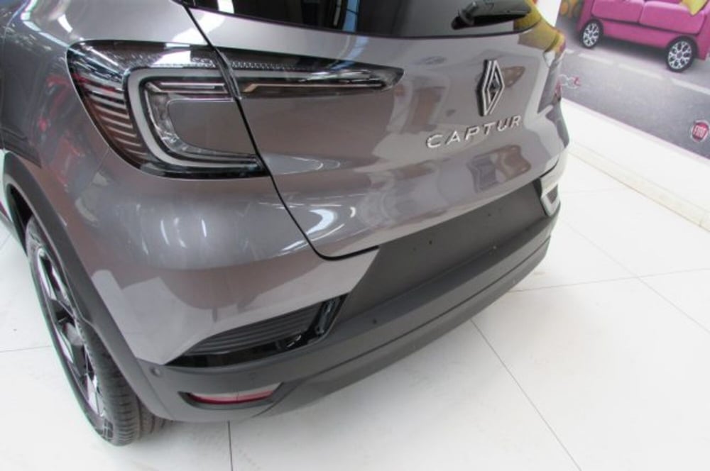 Renault Captur nuova a Milano (14)