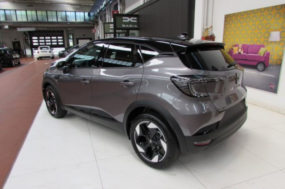 Renault Captur nuova a Milano (3)