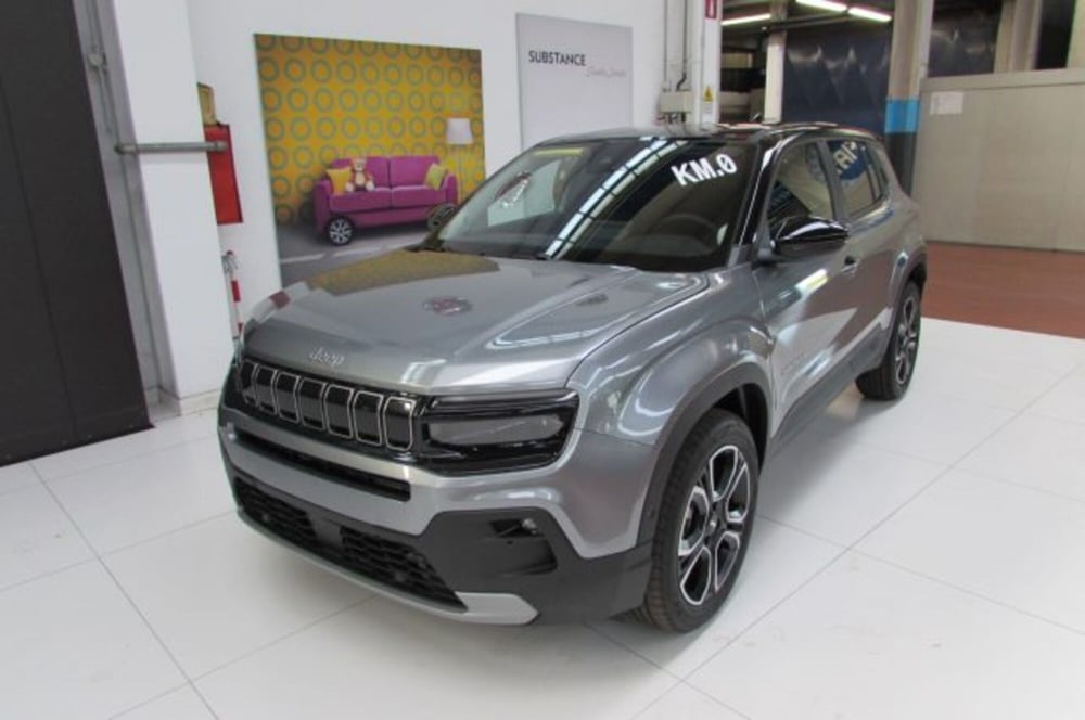 Jeep Avenger nuova a Milano