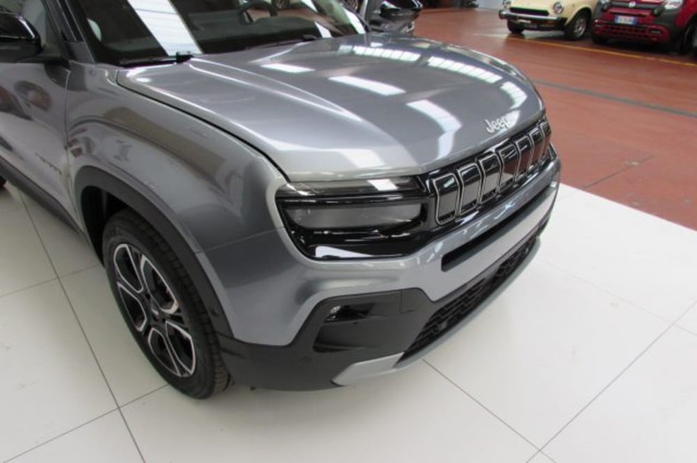 Jeep Avenger nuova a Milano (16)