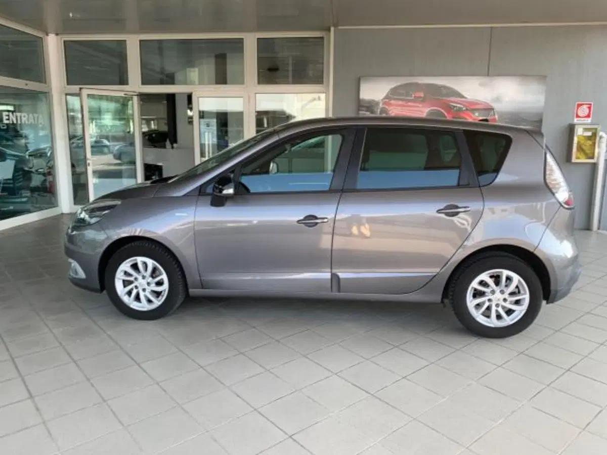 Renault Scénic X-Mod usata a Trieste (5)