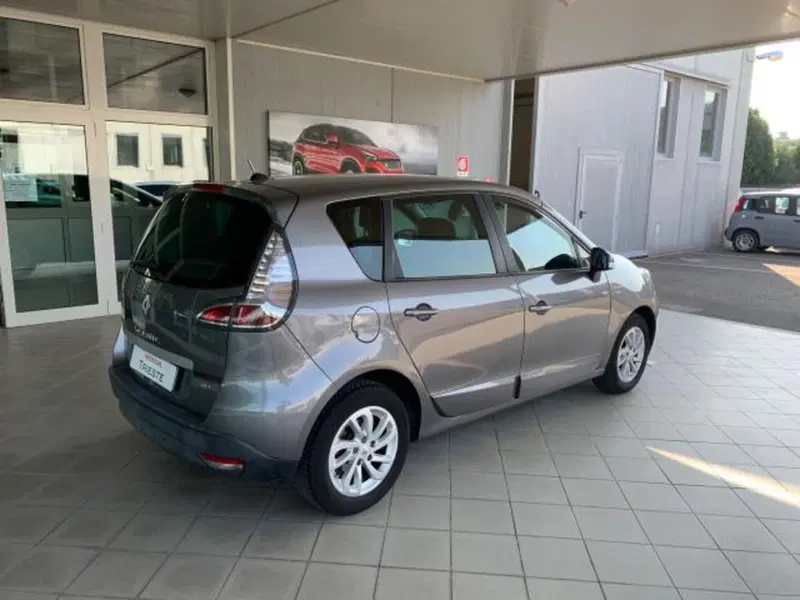 Renault Scénic X-Mod usata a Trieste (6)