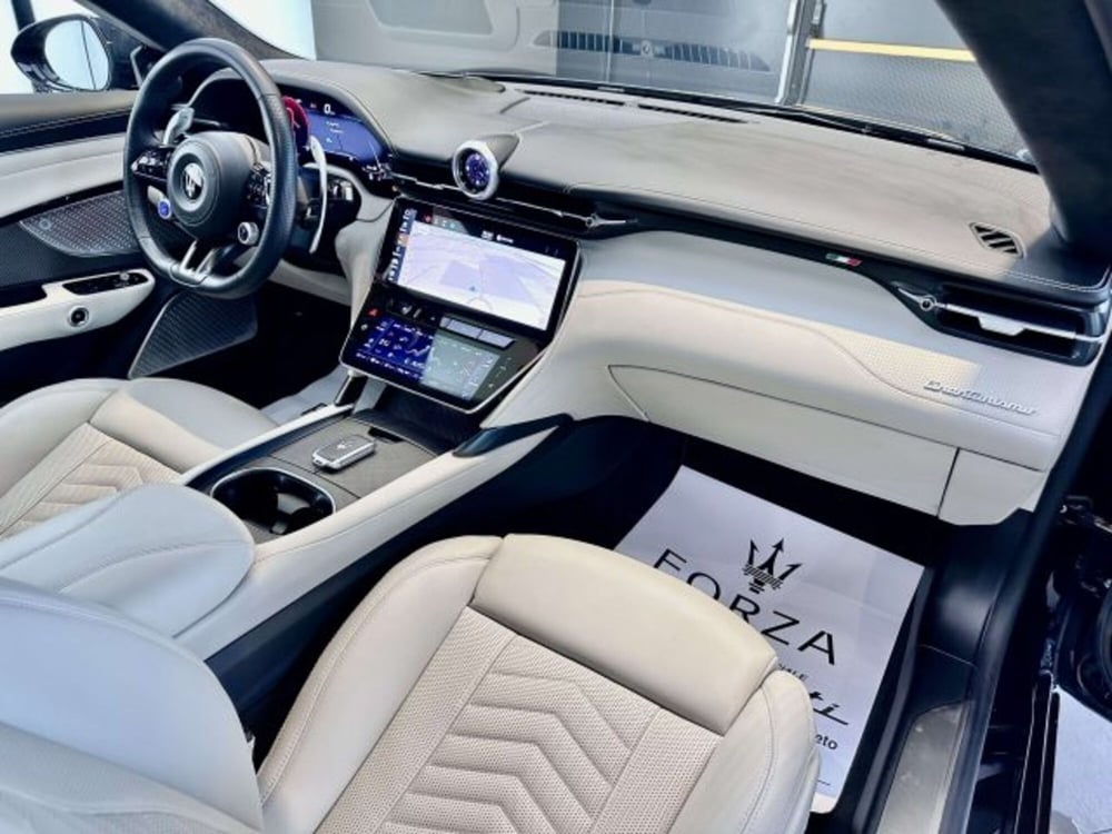 Maserati Granturismo usata a Torino (12)