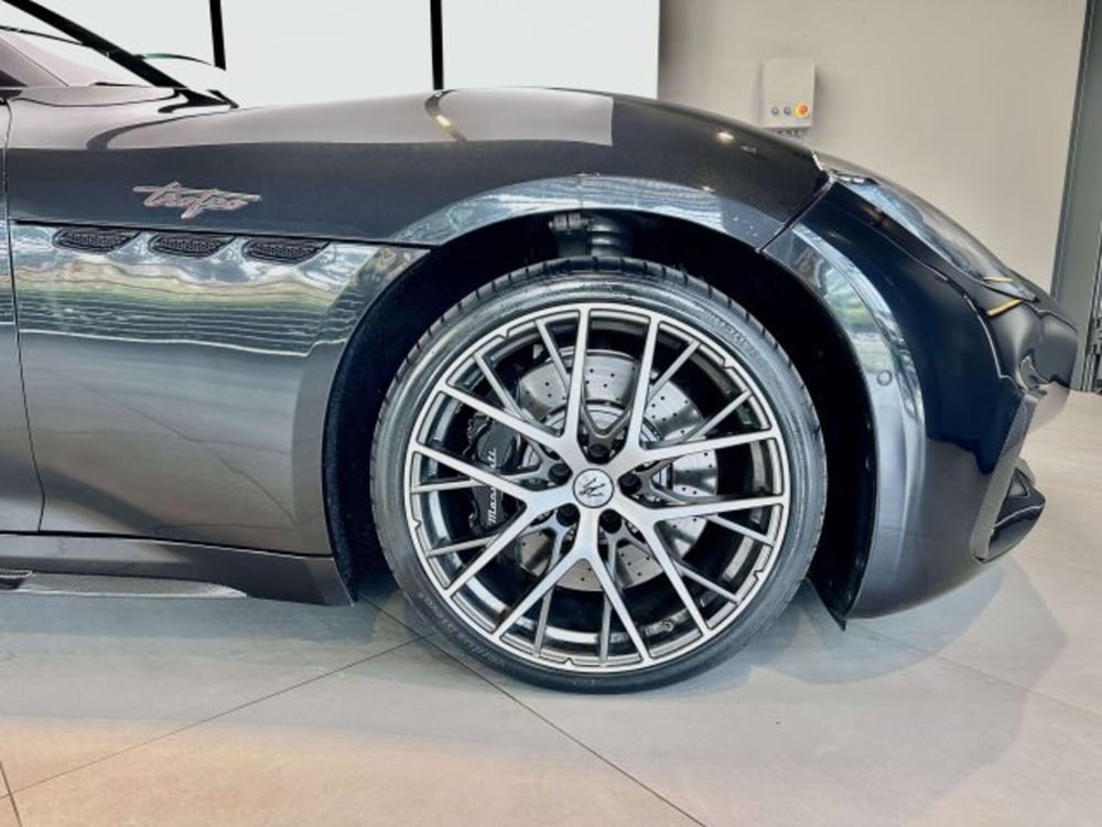 Maserati Granturismo usata a Torino (4)
