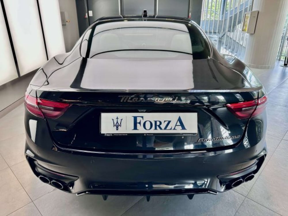 Maserati Granturismo usata a Torino (7)