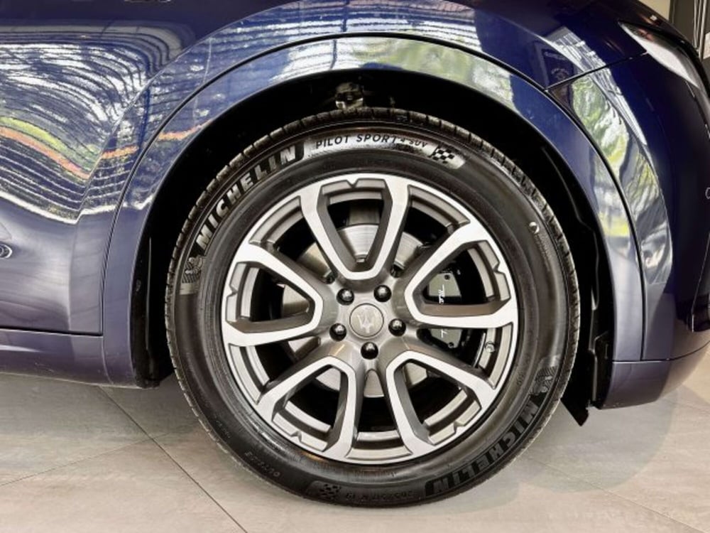Maserati Levante usata a Torino (5)