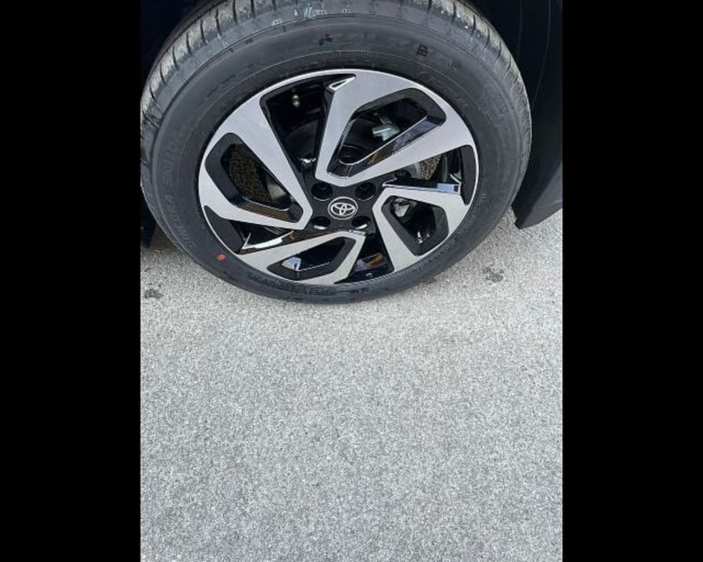 Toyota Aygo X nuova a Alessandria (4)