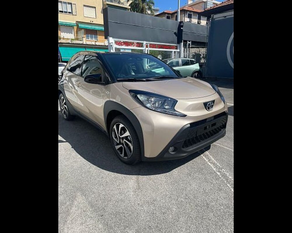 Toyota Aygo X nuova a Alessandria (4)