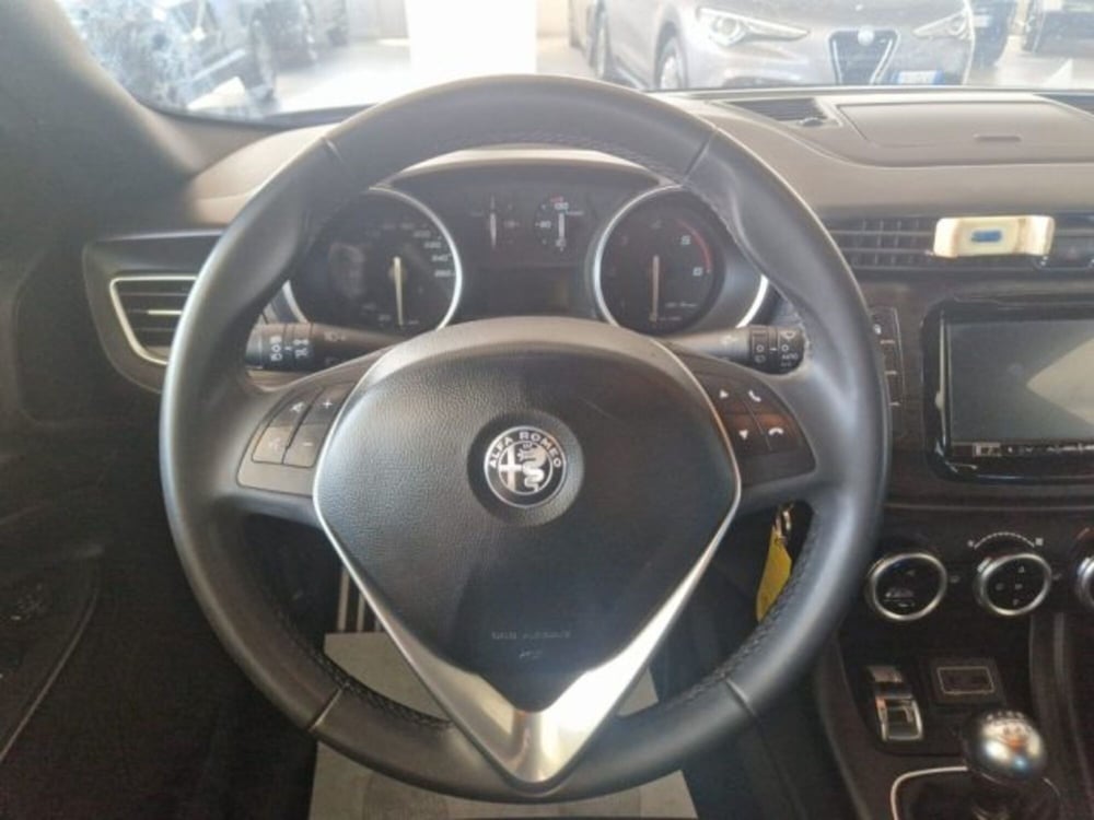 Alfa Romeo Giulietta usata a Terni (11)