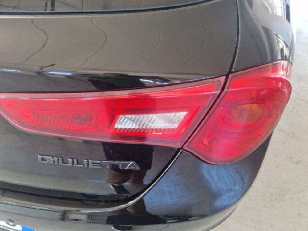 Alfa Romeo Giulietta usata a Terni (17)