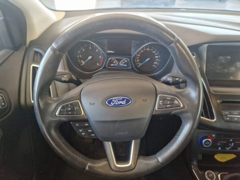 Ford Focus usata a Terni (13)