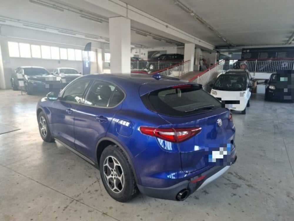 Alfa Romeo Stelvio usata a Terni (5)