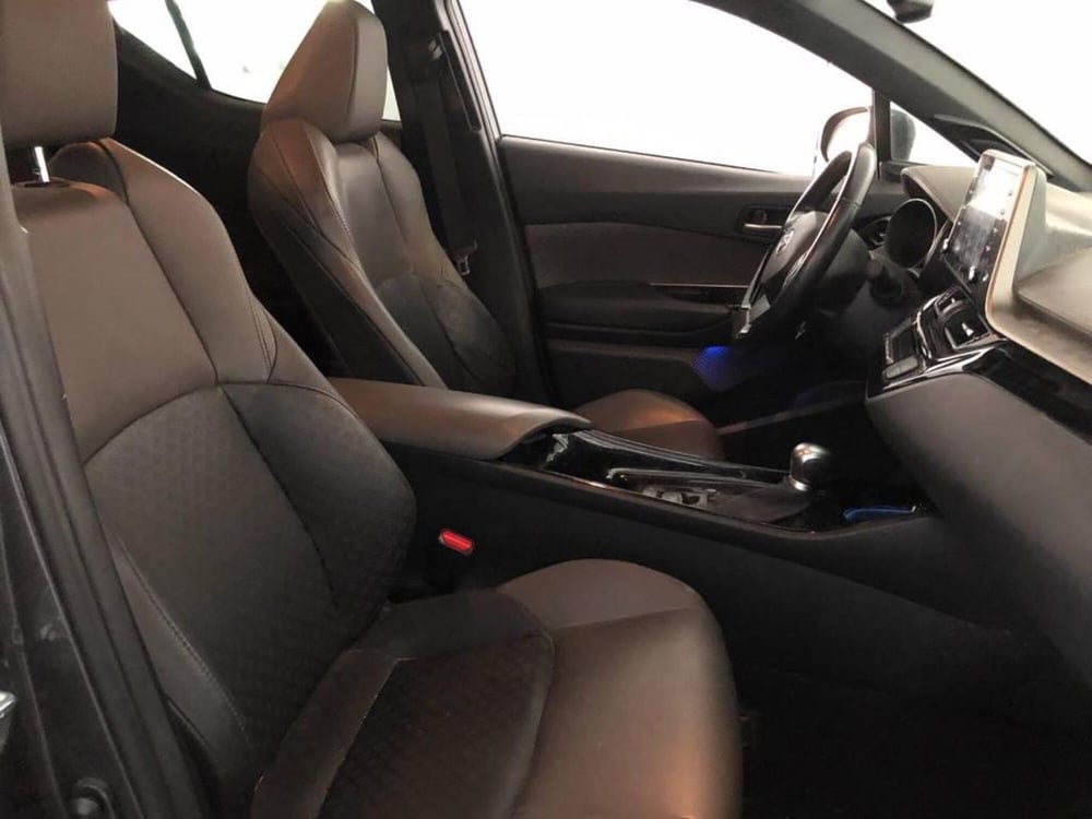 Toyota Toyota C-HR usata a Torino (13)